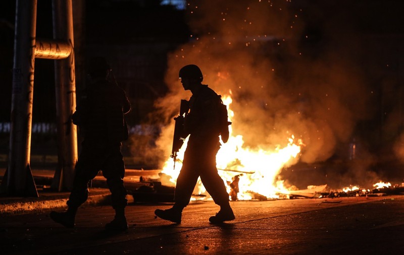 Starea de urgență, decretată din cauza protestelor violente din Chile. „Suntem în război împotriva unui dușman puternic”
