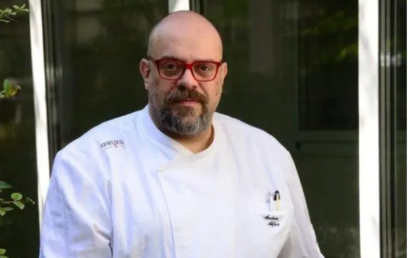 Un bucătar se plânge că nu poate găsi angajați pentru un salariu de 2.200 de euro pe lună, la un restaurant din Italia