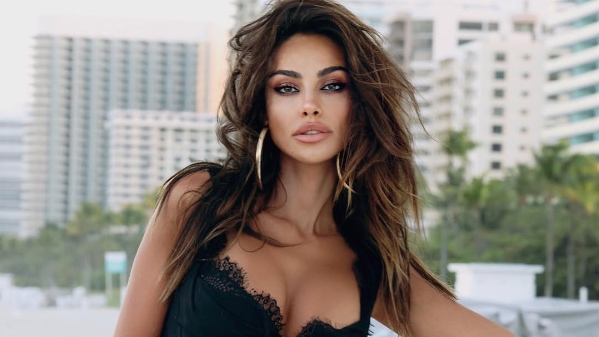 Mădălina Ghenea