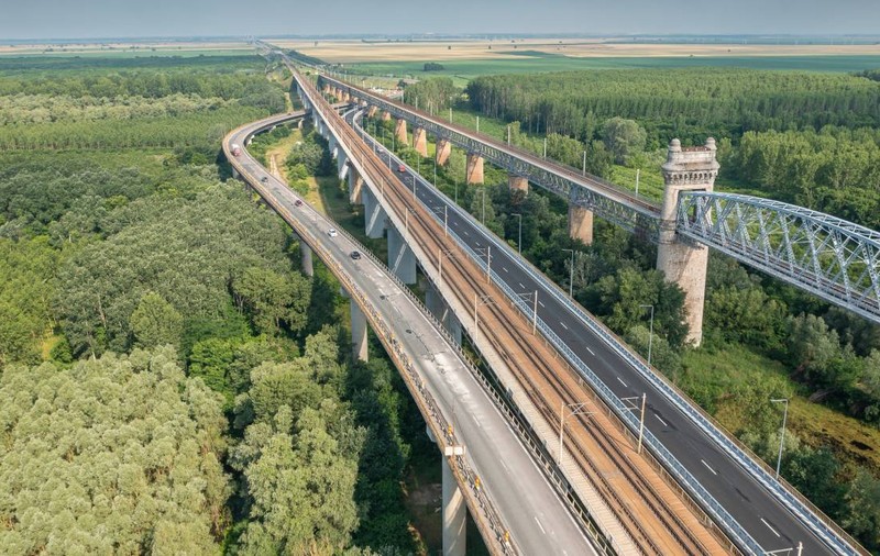 Cât costă taxa de pod la Feteşti - Cernavodă în 2025: metode de plată pentru șoferii români
