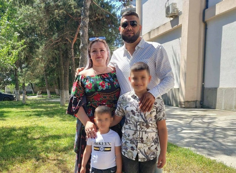 Bobo Banghici și familia lui