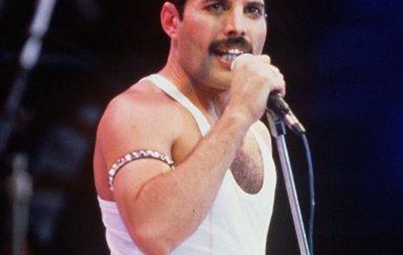 Maşina lui Freddie Mercury se vinde cu 9.000 de lire sterline