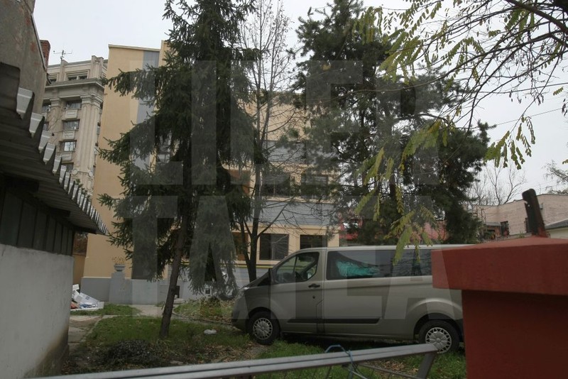 marian ionescu a cumparat un bloc pentru trupa sa