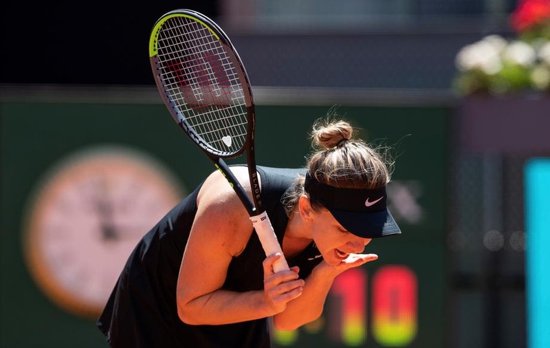 Simona Halep, eliminată în optimile turneului de la Madrid