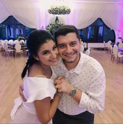 Adrian, alături de prietena sa, Bianca. Ambii participă la intervenții de prim-ajutor