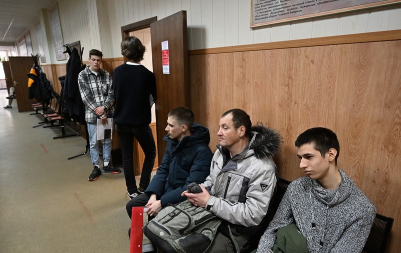 În Rusia a început campania de recrutare de primăvară. Aproape 150.000 de tineri au fost chemați sub arme