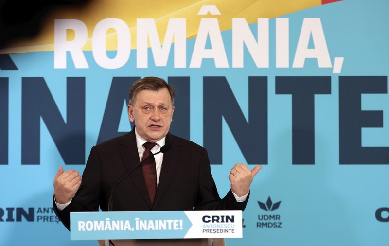 Crin Antonescu vorbește despre sprijinul primit de la PSD și PNL: „Două partide obosite, cu un grad de deprimare”