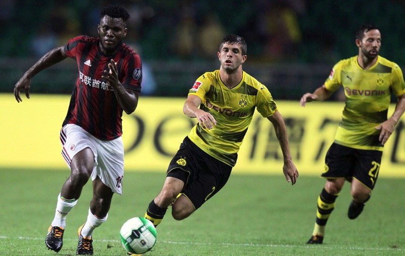 AC Milan scârțâie înaintea dublei cu Craiova din Liga Europa: 1-3 cu Borussia Dortmund. Montella: ”Capul meu este la meciul cu Craiova” / GALERIE FOTO