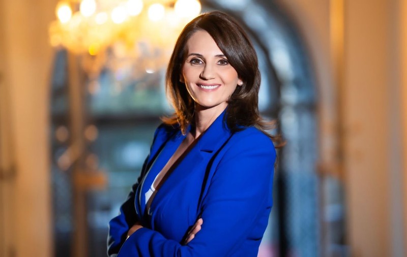 Anca Alexandrescu a mințit pe Facebook despre o taxă de pacare de 540 de lei în București