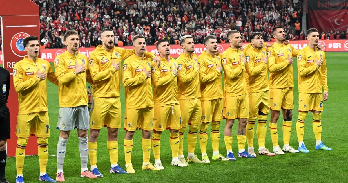 Fotbalistii romani la startul meciului de fotbal dintre Turcia si Romania, semifinala barajului pentru Campionatul Mondial 2026, desfasurata pe Stadionul Besiktas Park, joi 26 martie 2026. © FOTO:Razvan Pasarica/SPORT PICTURES