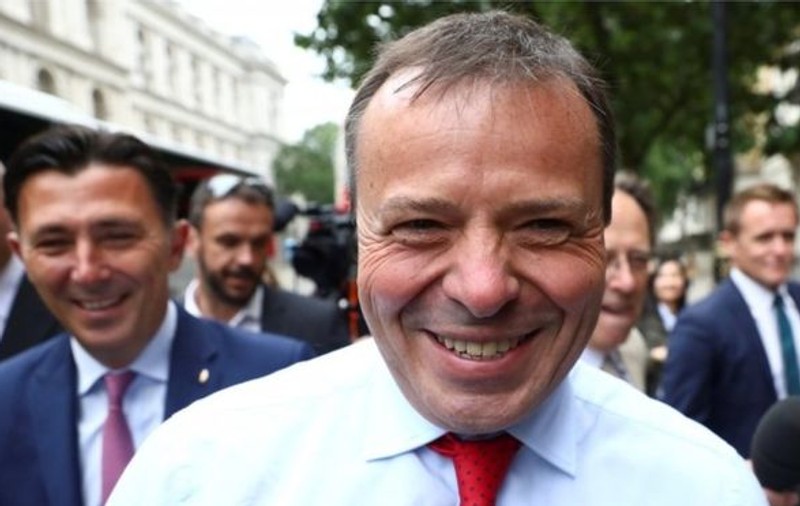 Finanţatorul Brexitului, „albit” de anchetatori: Nu a folosit fonduri ruseşti