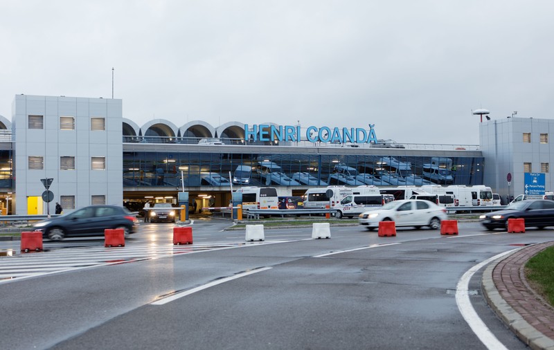 “Poarta” Otopeni 2018. Low-cost canadian, de la București peste Atlantic