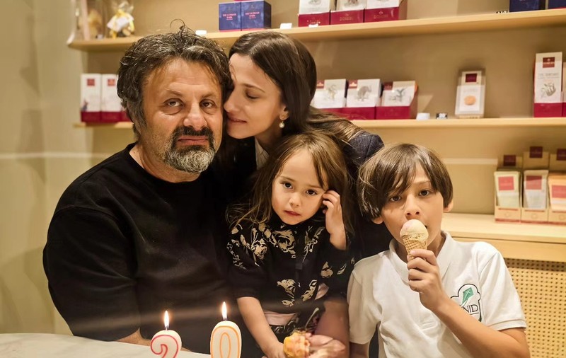 Dana Rogoz și Radu Dragomir au sărbătorit 12 ani de căsnicie. Cum arăta actrița în ziua cununiei civile. „N-am apucat să sărbătorim azi”