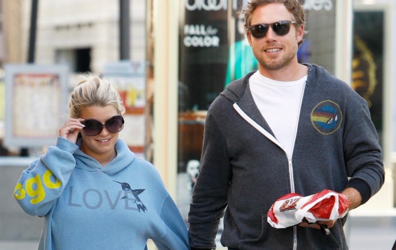 Jessica Simpson vrea să se mărite abia după ce naşte. Află de ce