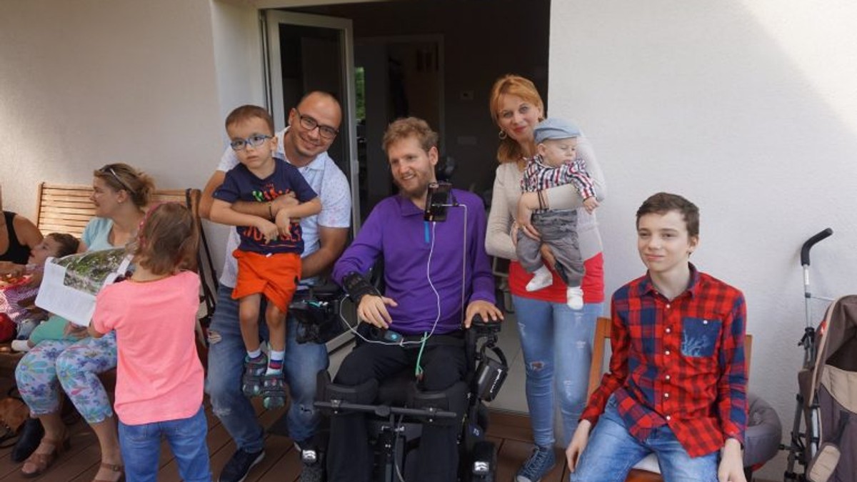 Mihai Neșu, mesaj de Crăciun: ”Viața mea e o bucurie extraordinară. E un miracol că pot vorbi și respira singur!”