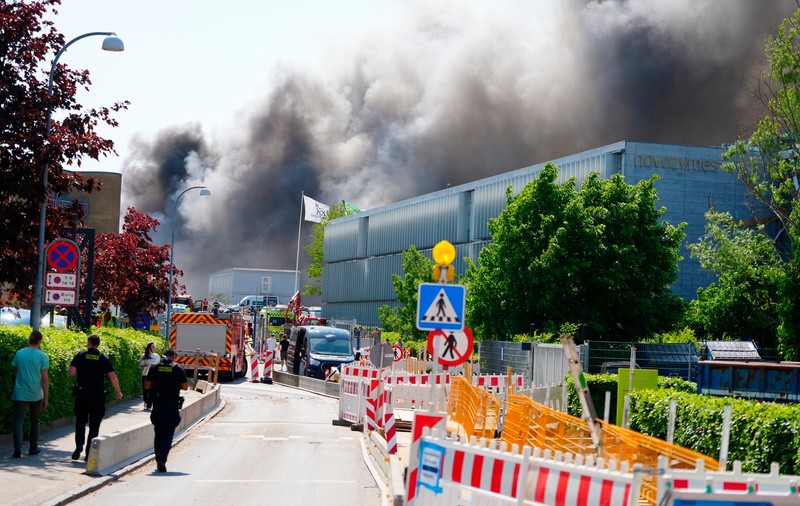 Incendiu masiv la sediul gigantului farmaceutic danez Novo Nordisk. Coloana de fum, vizibilă de la o distanță de 30 de kilometri