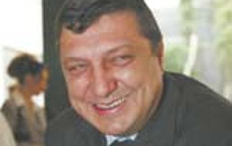 Cel mai smecher birocrat, 13.000 &euro; pe luna