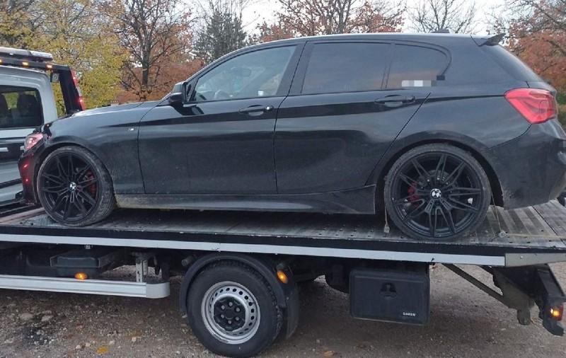 Șofer începător de 16 ani, prins de radar la volanul unui BMW cu 147 km/h, în timp ce mama lui se afla în dreapta