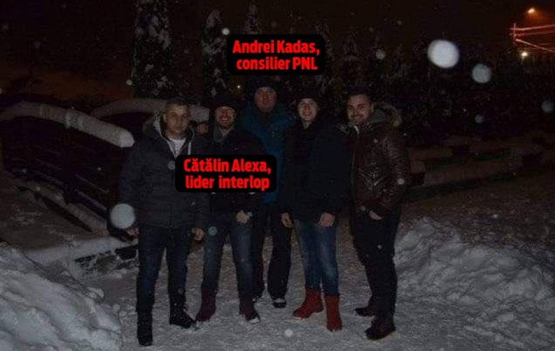 Minciuna consilierului PNL! Politicianul apare alături de capul clanului nu „acum 10 ani”, ci în ianuarie 2019