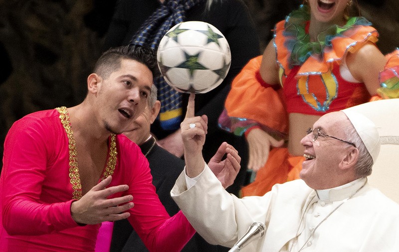 De ce este Papa Francisc special. Un Papă care popularizează catolicismul, dar este acuzat de răspândirea ereziilor, chiar de cei din sânul Bisericii