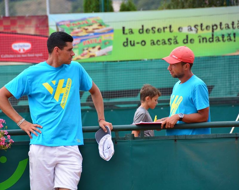 Servă din terenul “Train Like a Pro” către trofeul “Victor Hănescu” la Curtea de Argeș