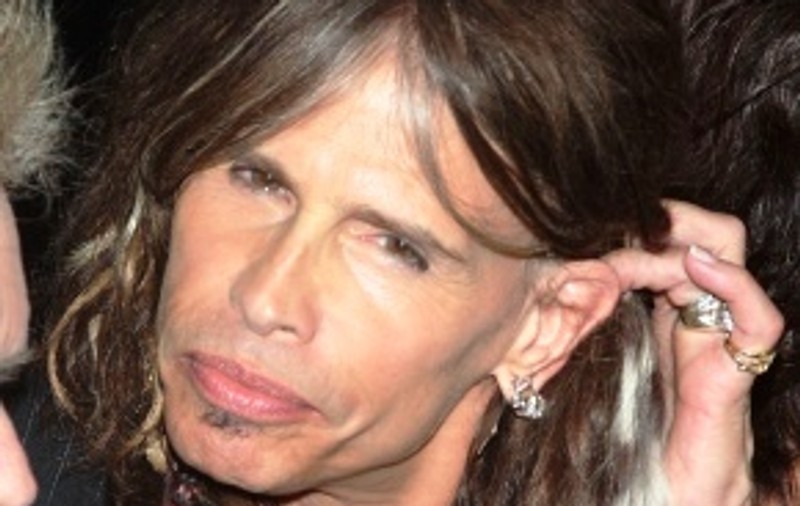 Aerosmith continuă să anuleze concerte