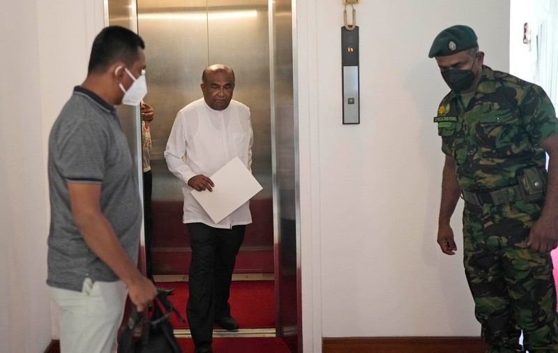 Demisia trimisă prin e-mail a preşedintelui din Sri Lanka a fost acceptată. Protestatar: „Noi suntem adevărata putere”
