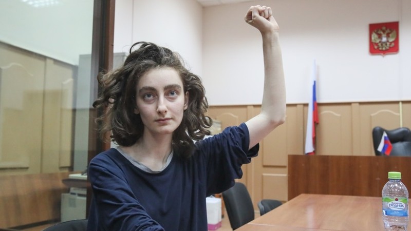 Alla&nbsp;Gutnikova, la un tribunal din Moscova, pe 14 aprilie 2021 | Foto: Profimedia