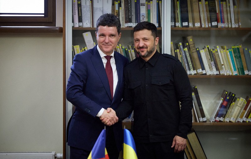 Volodimir Zelenski a publicat o scrisoare de la Nicușor Dan, cu mulțumiri. România dă acum Ucrainei pachetul 23 de ajutoare militare