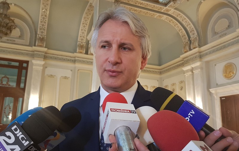 Teodorovici îi răspunde lui Iohannis: ”Nu avem probleme și nici îngrijorări în privința sumelor pentru salarii și pensii” (VIDEO)