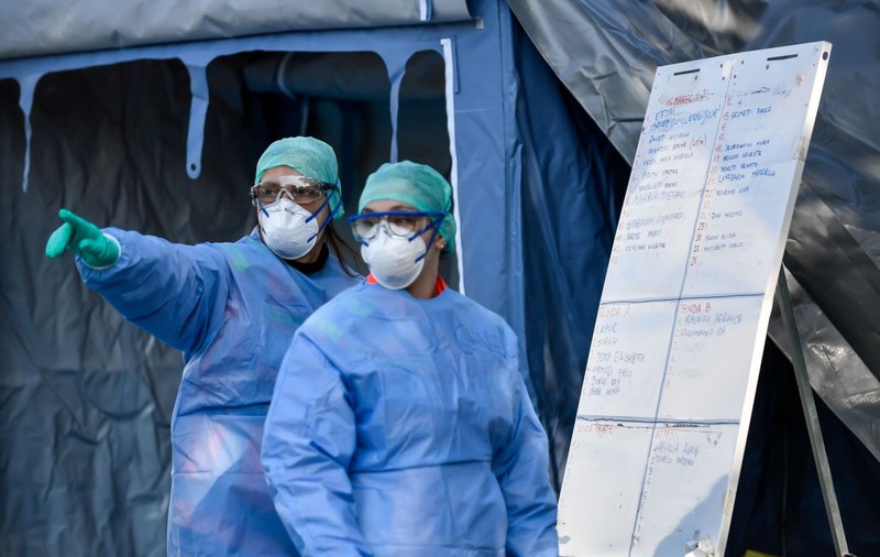 Medic român din Franța: ”Numărul real al celor infectați este de zece sau chiar 30 de ori mai mare decât al confirmaților”
