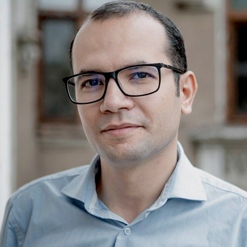 Septimius Pârvu, Expert Forum