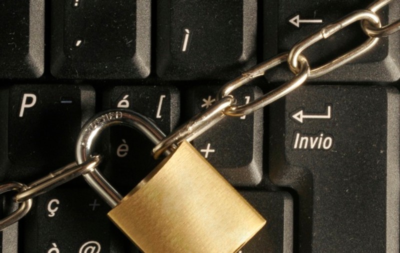 Cum să procedezi după ce ţi-a fost SPARTĂ O PAROLĂ PE INTERNET