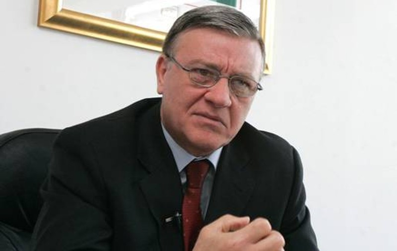 ”Naşul” Mircea Sandu vede o nouă ”generaţie de aur” abia în 2015