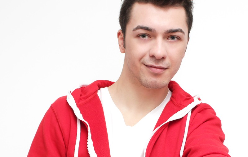 Raymond Z este "Crazy For You"! Artistul lansează primul single și videoclip din carieră! | VIDEO