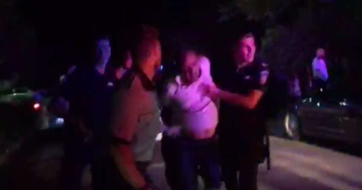 Interlopii din Alexandria s-au luat la bătaie cu polițiștii și jandarmii
