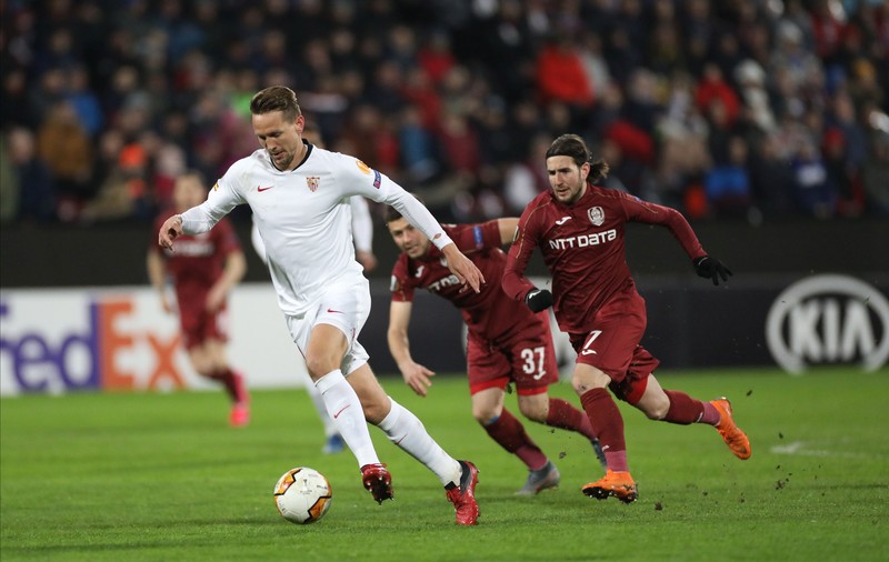 A fost sau n-a fost? Faza hențului lui Traore din meciul Sevilla - CFR a aruncat în aer lumea fotbalului!