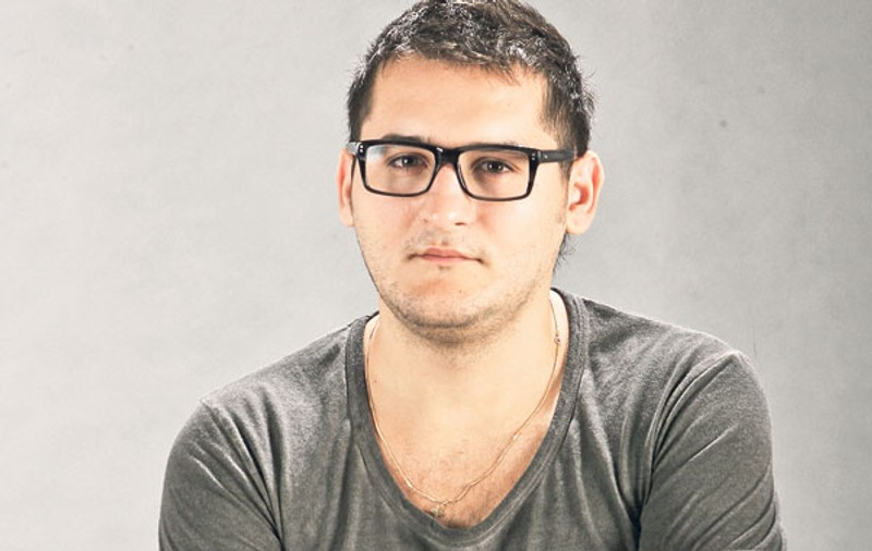 Radu Buzăianu le declară război piţipoancelor