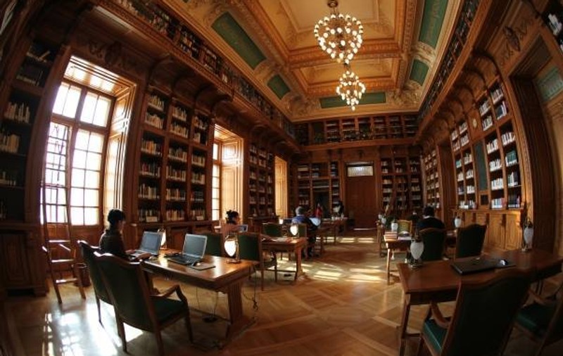 "Noaptea Bibliotecilor"- Acces gratuit pentru iubitori de carte din București și din țară. Vezi ce instituții sunt deschise!