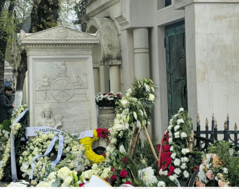 Mircea Lucescu, condus pe ultimul drum. A fost înmormântat la Cimitirul Bellu