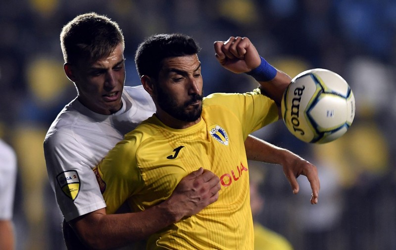 Liga 2, etapa a 11-a. Liderul Turris a pierdut la Metaloglobus. U Cluj, doar egal la Snagov. Victorie Petrolul