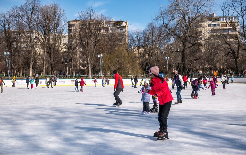 Cum să înveți să patinezi. 10 reguli de bază