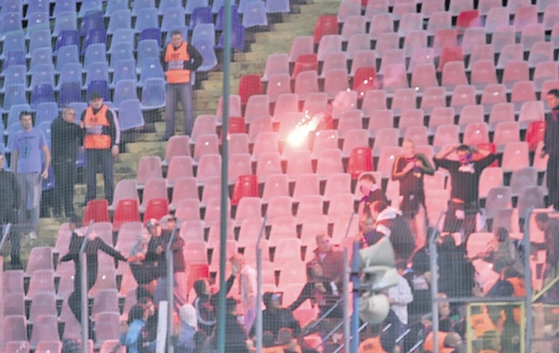 Stadionul Ghencea, teatru de război