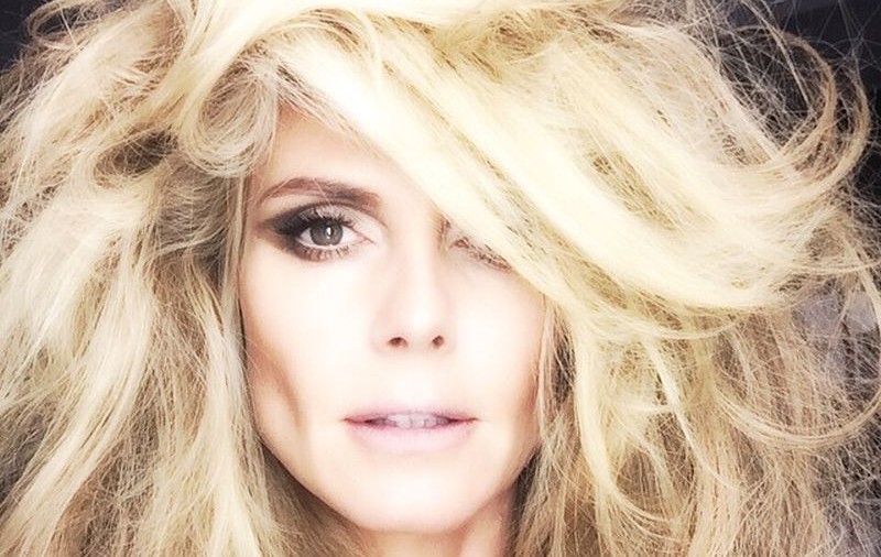 Heidi Klum, fotografiată ÎNAINTE și DUPĂ machiaj! Transformarea este uluitoare | FOTO