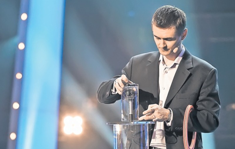 Cristian Gog a făcut vrăji şi a ajuns în finală la "Românii au Talent"