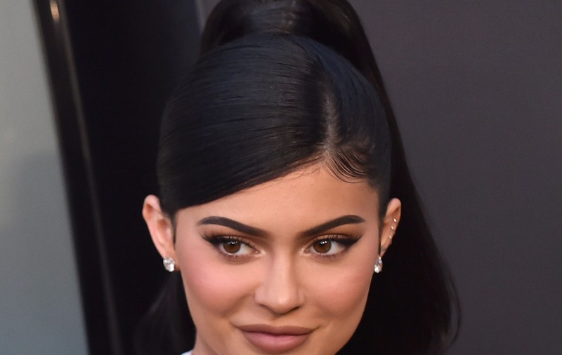 Forbes a scos-o pe Kylie Jenner de pe lista miliardarilor celebrii