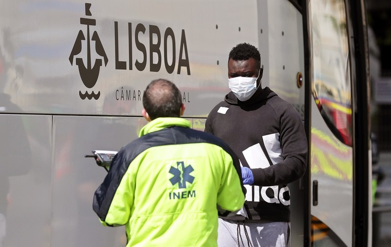 19 cartiere de la periferia  Lisabonei vor reintra în carantină, de la 1 iulie