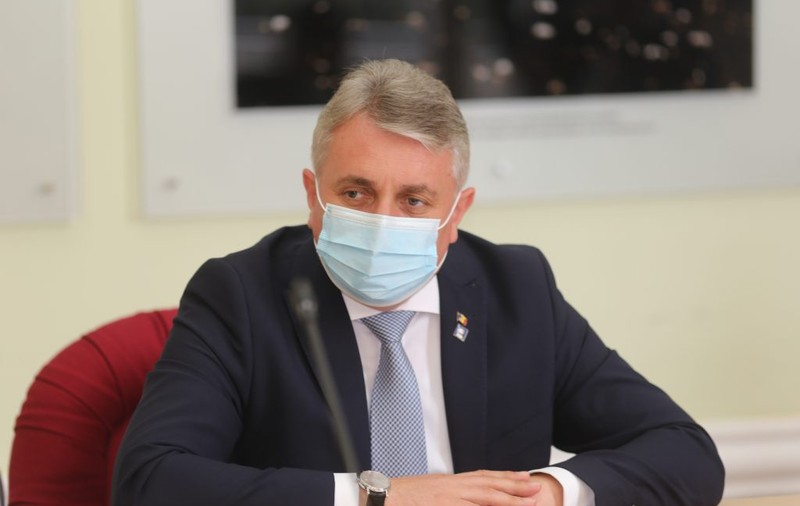 Ministrul de interne: Suntem pregătiţi pentru un eventual aflux de migranţi dinspre Ucraina