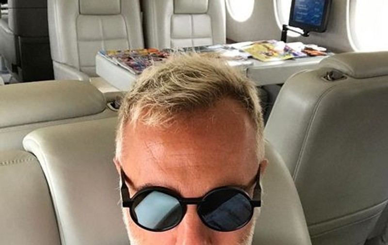 Gianluca Vacchi are 49 de ani, dar arată senzațional. Care este secretul pătrățelelor excentricului milionar italian | VIDEO