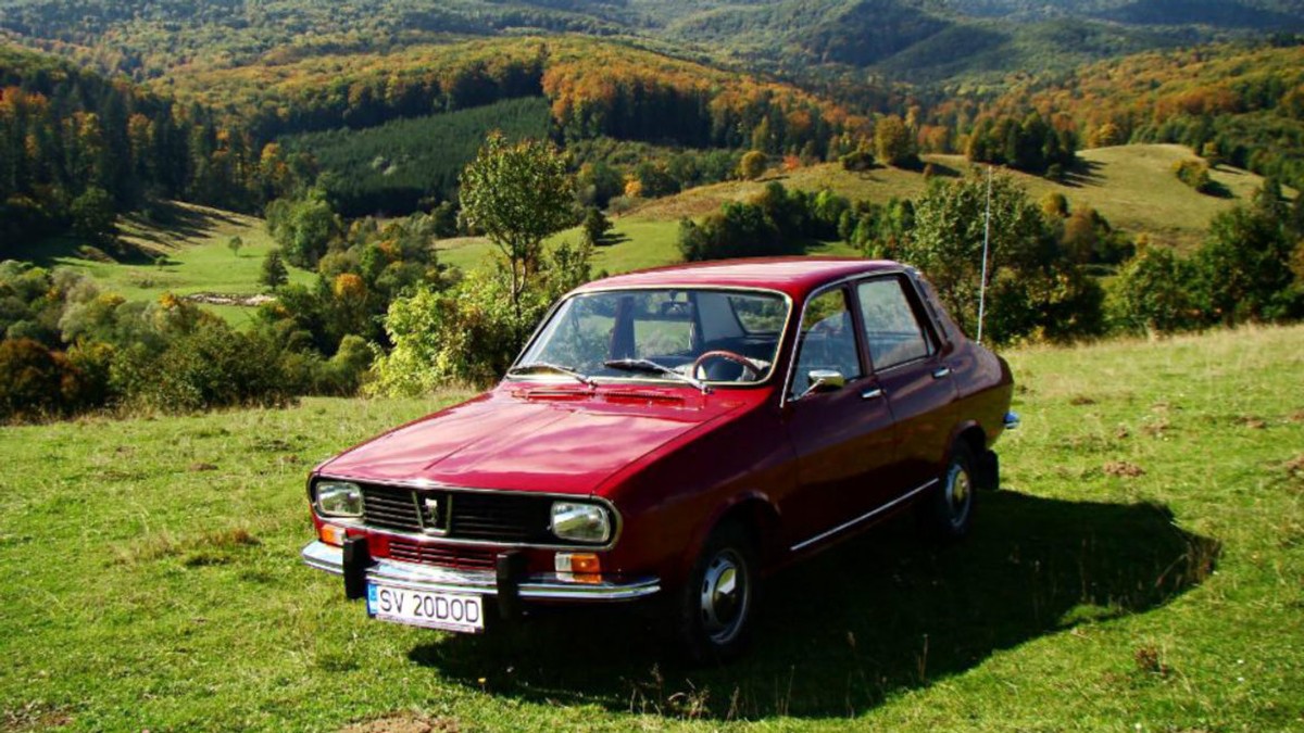 20 de ani de la privatizarea Dacia. Dacia 1300 pe un câmp